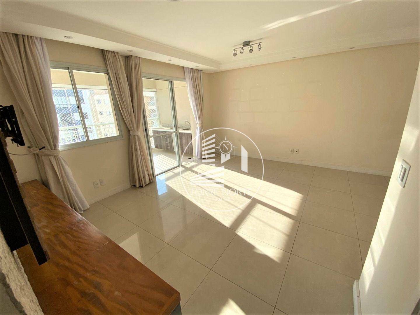 Apartamento à venda com 2 quartos, 80m² - Foto 2