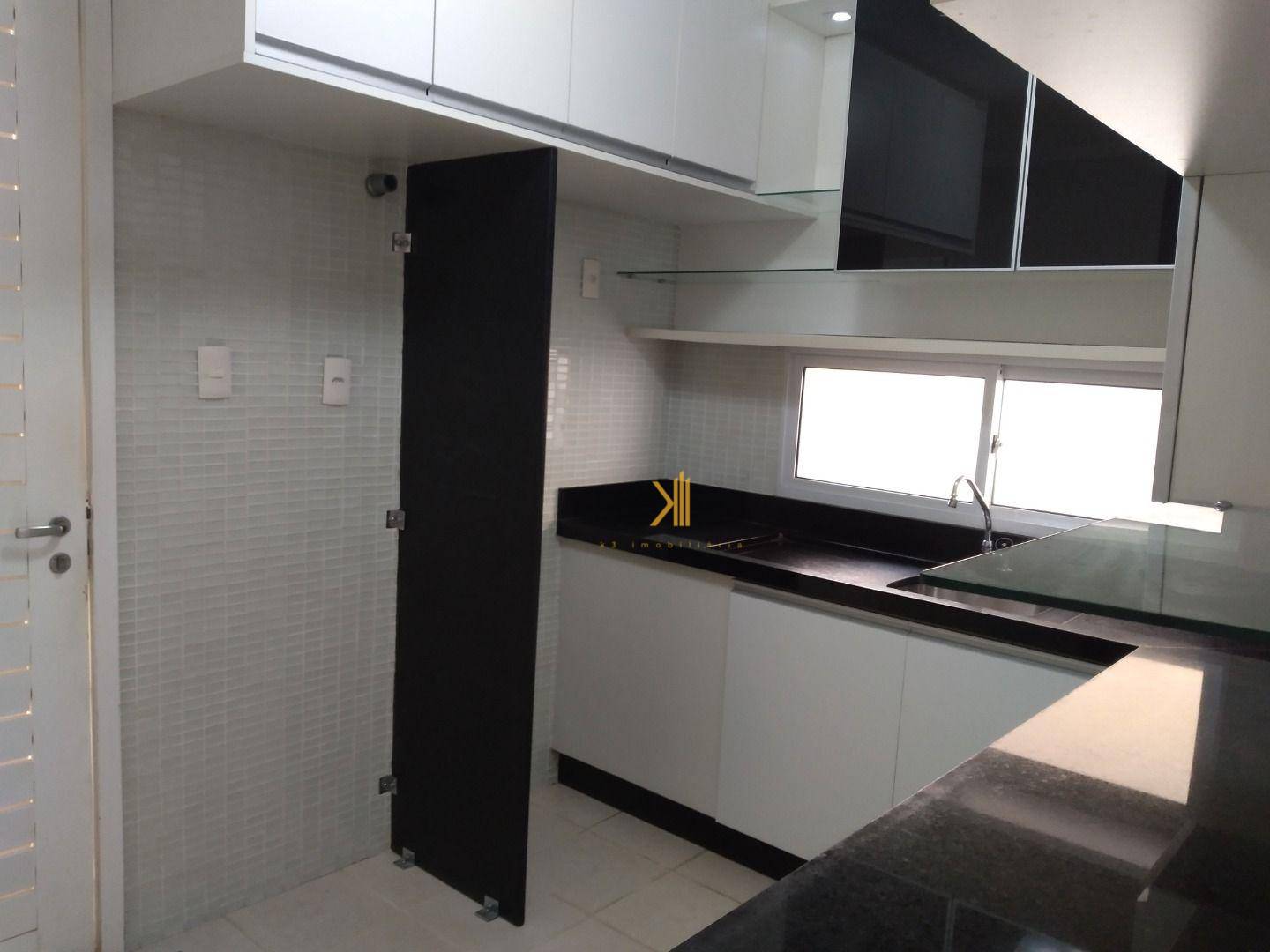 Casa à venda com 4 quartos, 130m² - Foto 14