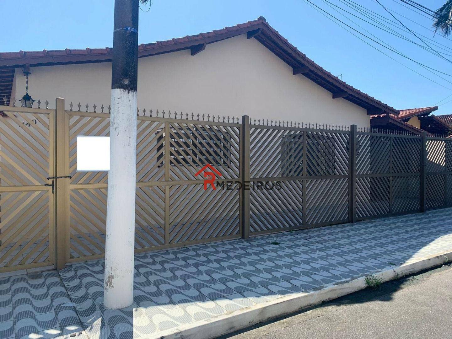 Casa à venda com 3 quartos, 125M2 - Foto 1