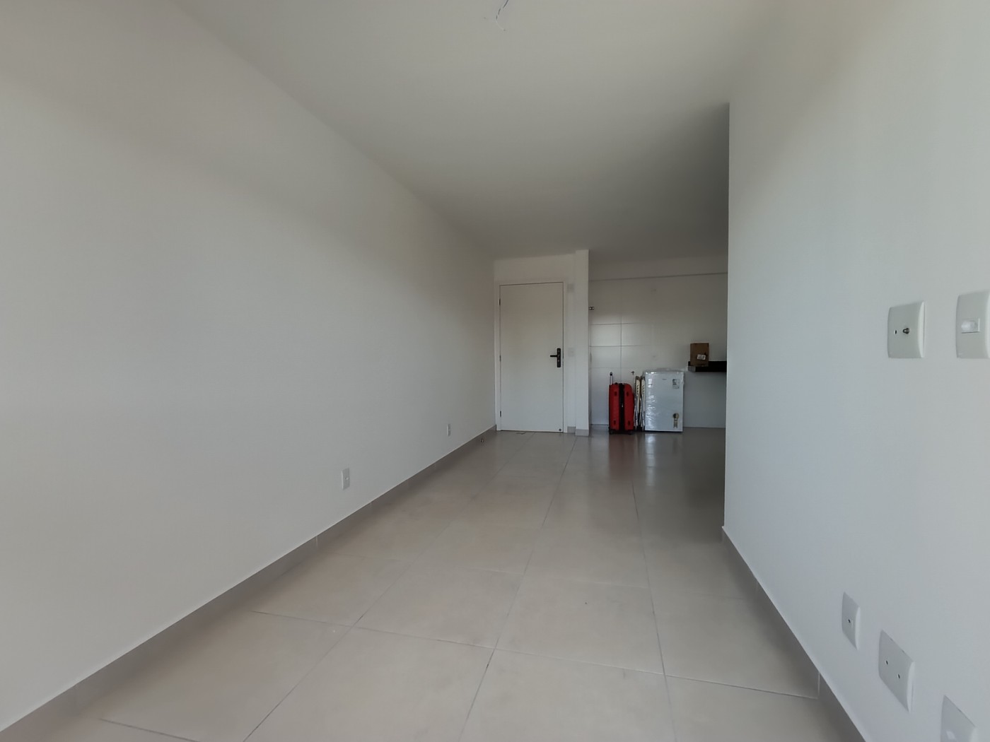Apartamento à venda com 2 quartos, 63m² - Foto 2