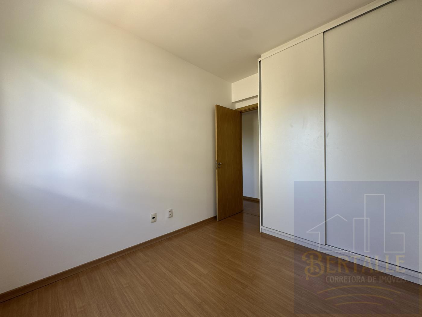 Apartamento à venda com 3 quartos, 87m² - Foto 10