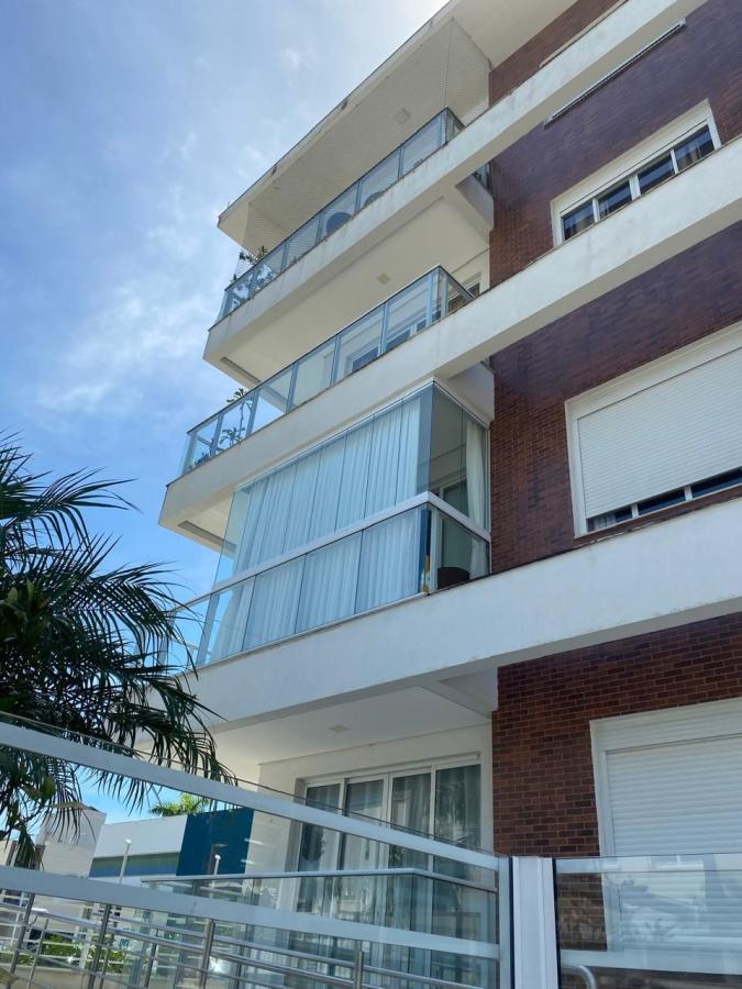 Apartamento à venda com 3 quartos, 97m² - Foto 2