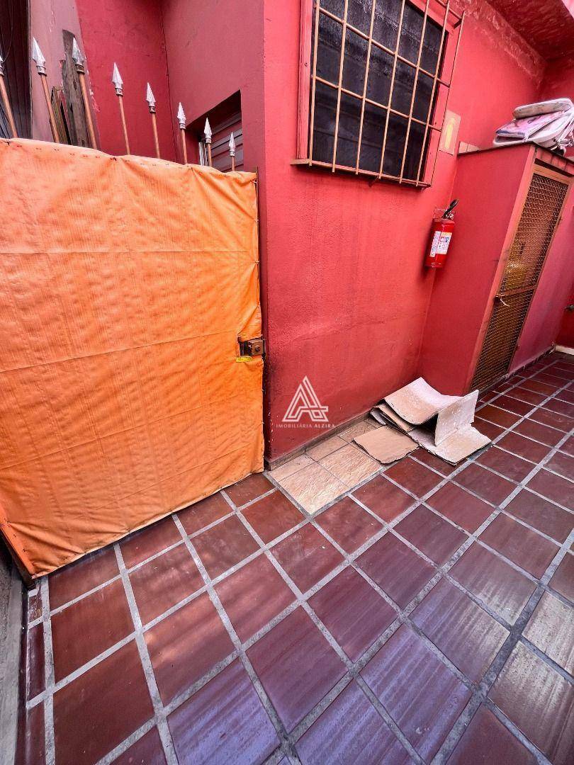 Casa para alugar com 2 quartos, 138M2 - Foto 10