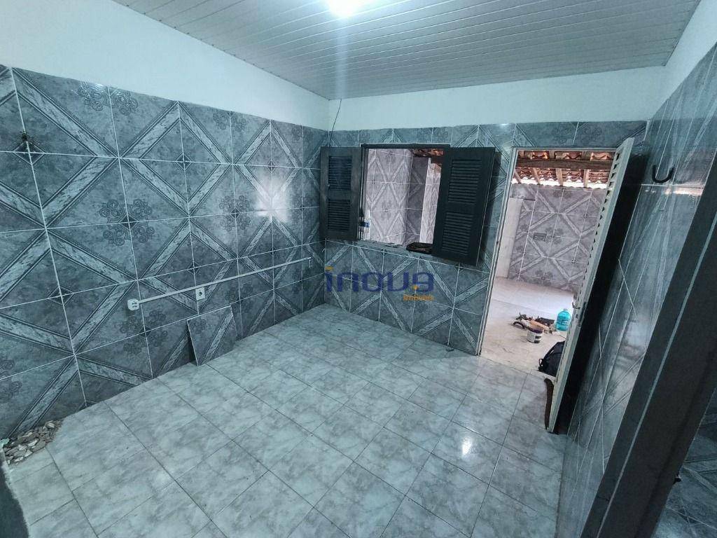 Casa para alugar com 2 quartos, 100M2 - Foto 6