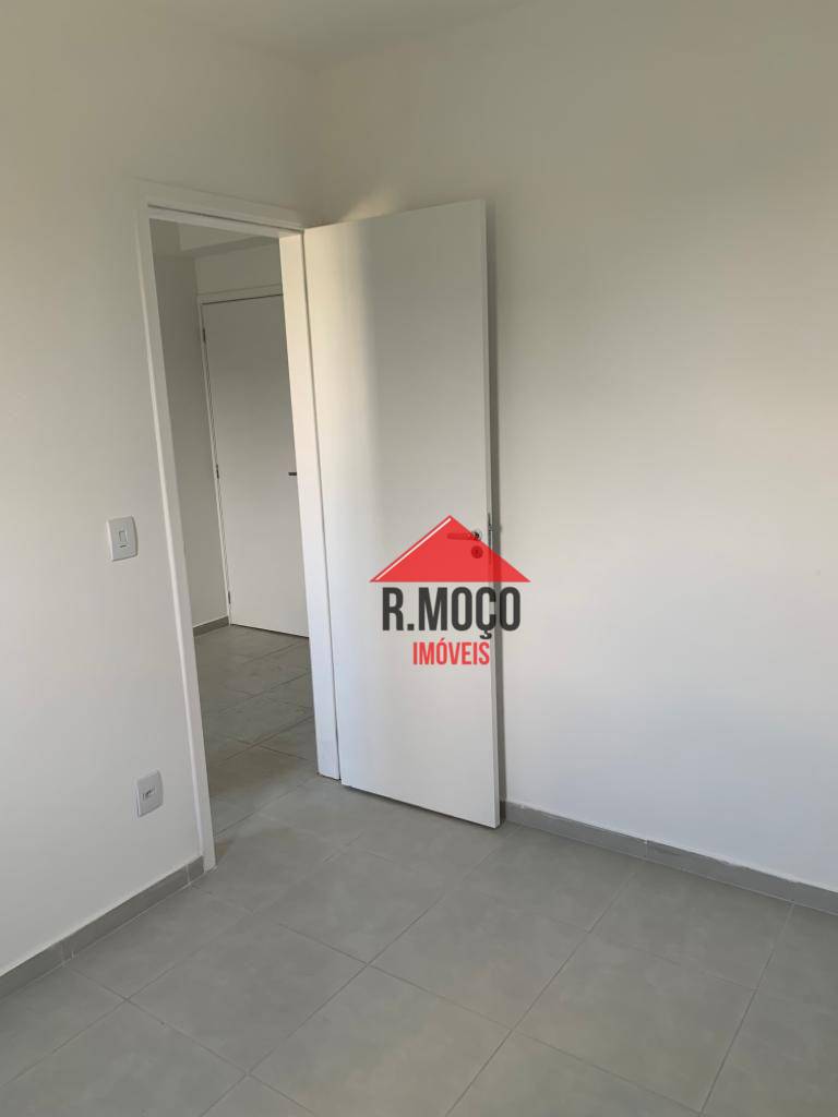 Apartamento à venda com 2 quartos, 27m² - Foto 13