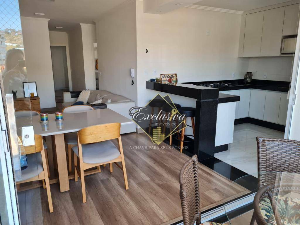 Apartamento à venda com 3 quartos, 98m² - Foto 2