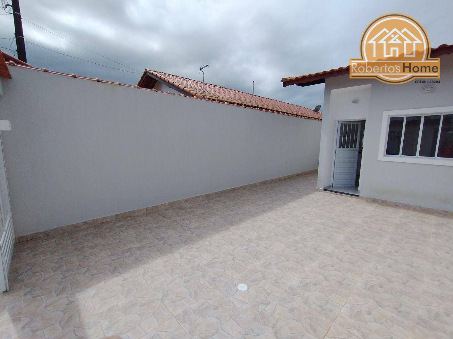 Casa à venda com 2 quartos, 64m² - Foto 4