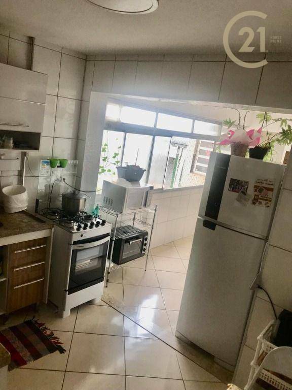 Apartamento à venda com 3 quartos, 97m² - Foto 7