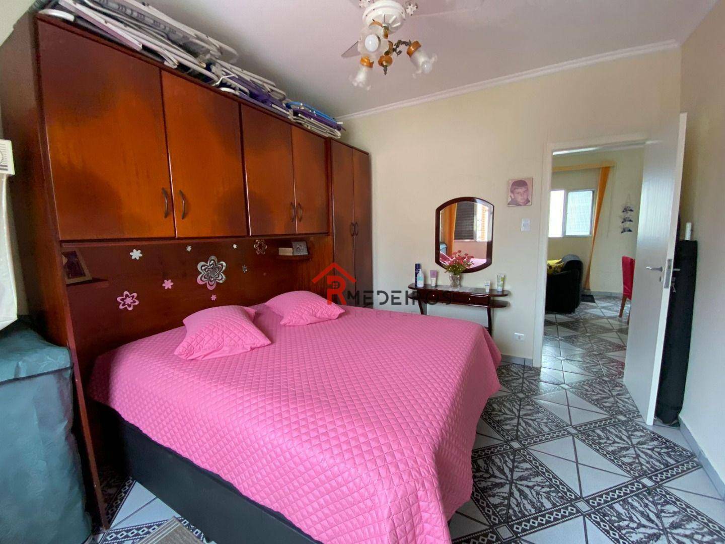 Apartamento à venda com 1 quarto, 33m² - Foto 11