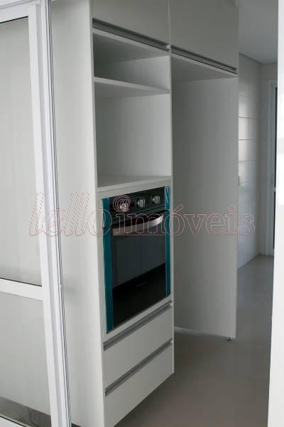 Apartamento à venda com 3 quartos, 190m² - Foto 11