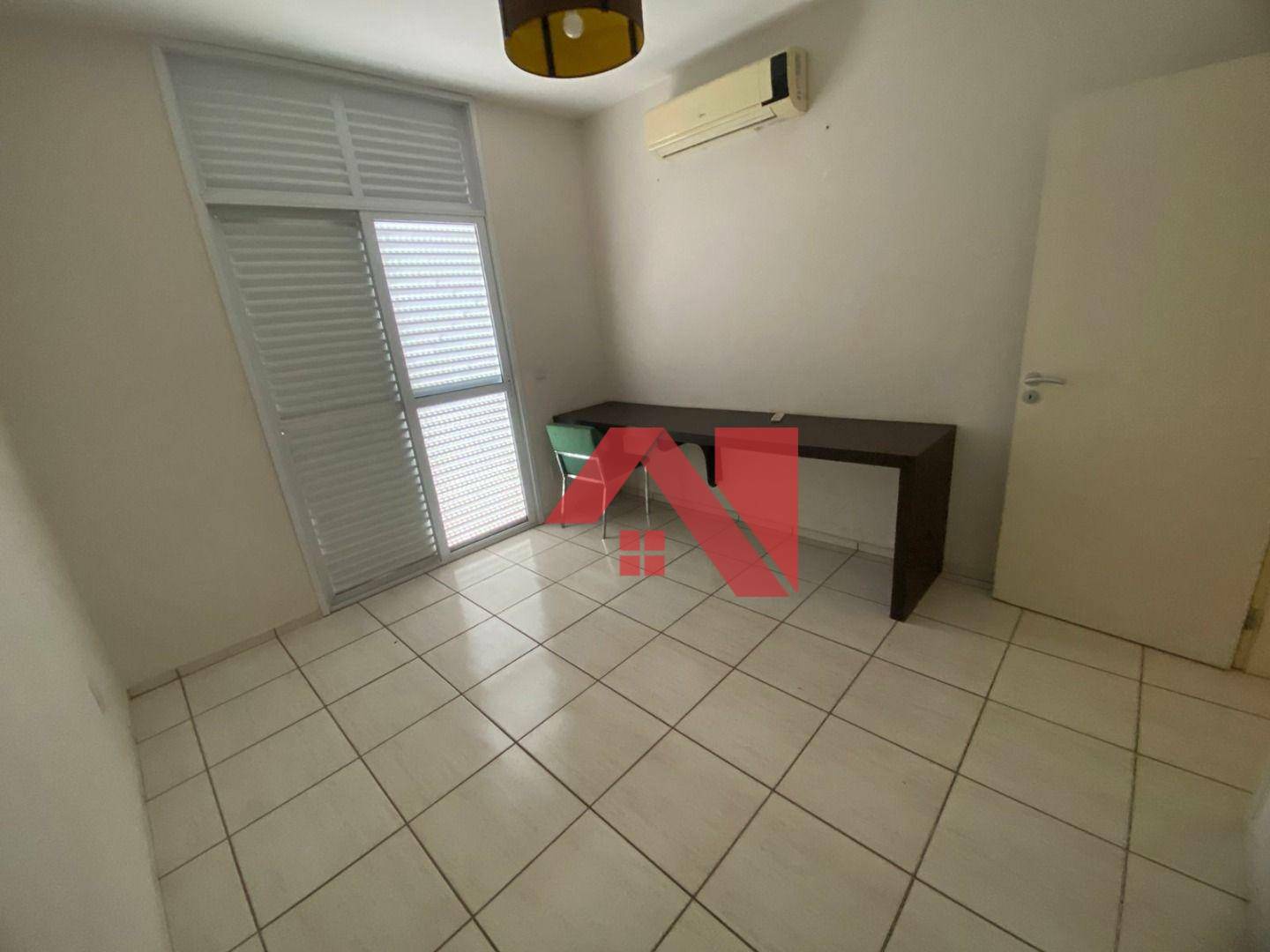 Sobrado à venda com 3 quartos, 200m² - Foto 16