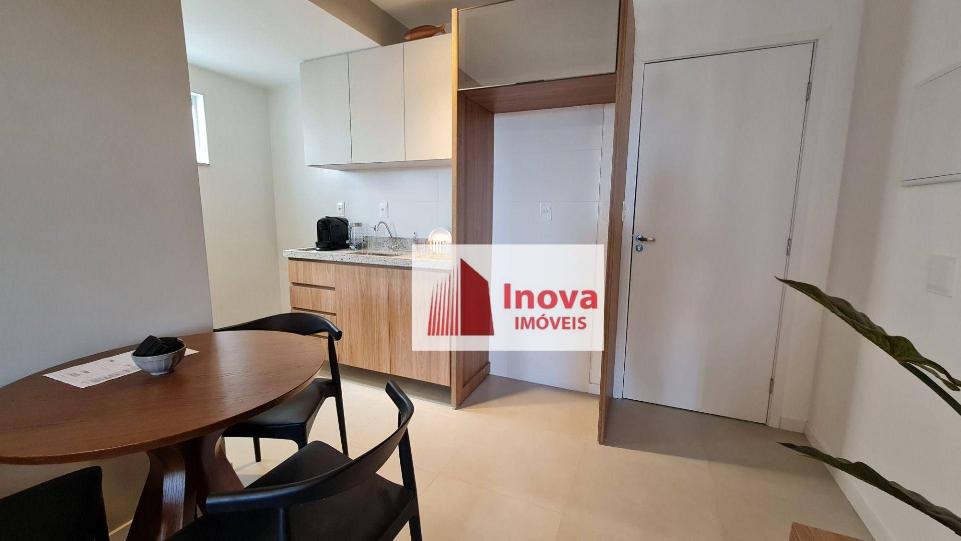 Apartamento à venda com 2 quartos, 62m² - Foto 7