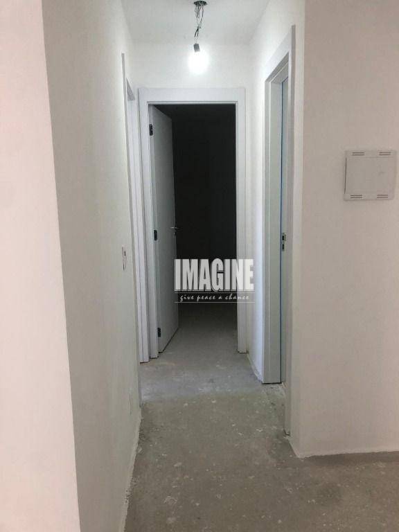 Apartamento à venda com 2 quartos, 71m² - Foto 6