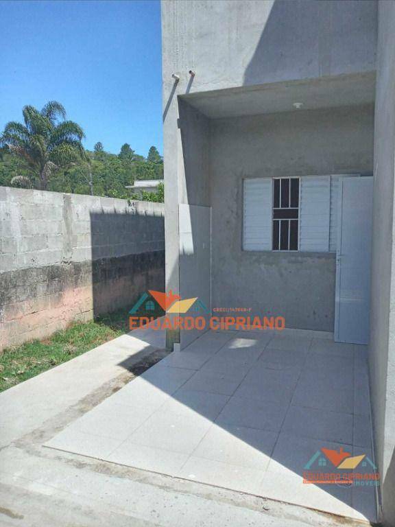 Casa à venda com 2 quartos, 100m² - Foto 17