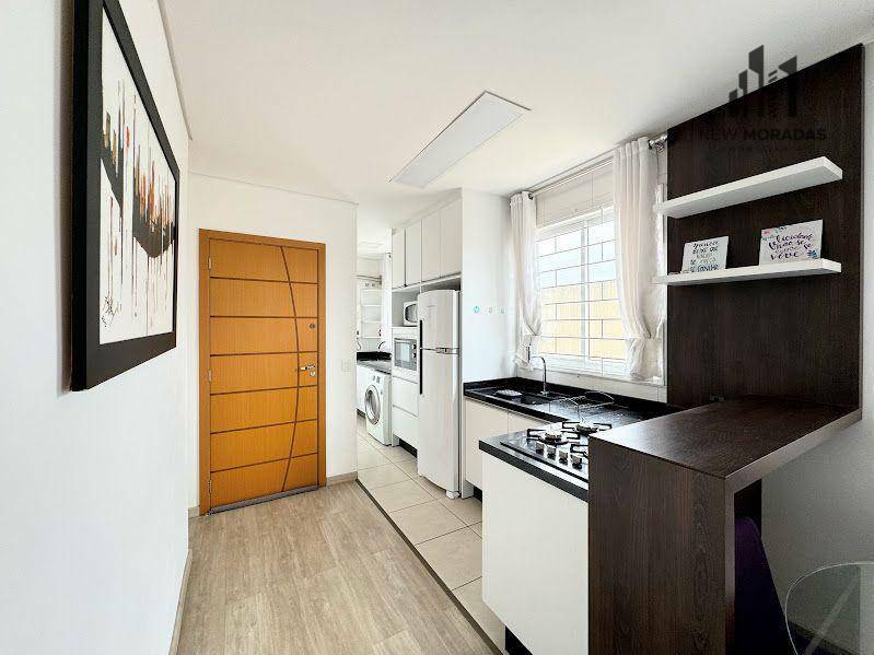 Apartamento à venda com 2 quartos, 50m² - Foto 1