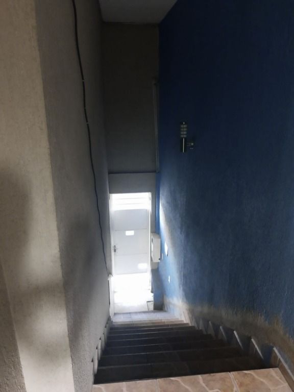 Sobrado à venda com 3 quartos, 120m² - Foto 2