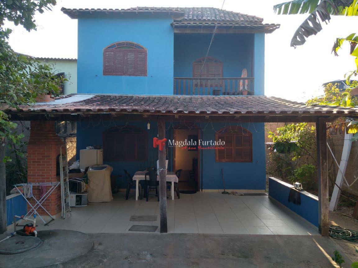 Casa à venda com 4 quartos, 200M2 - Foto 1