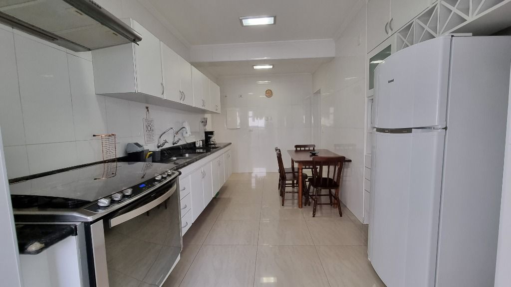 Apartamento à venda com 3 quartos, 130m² - Foto 20