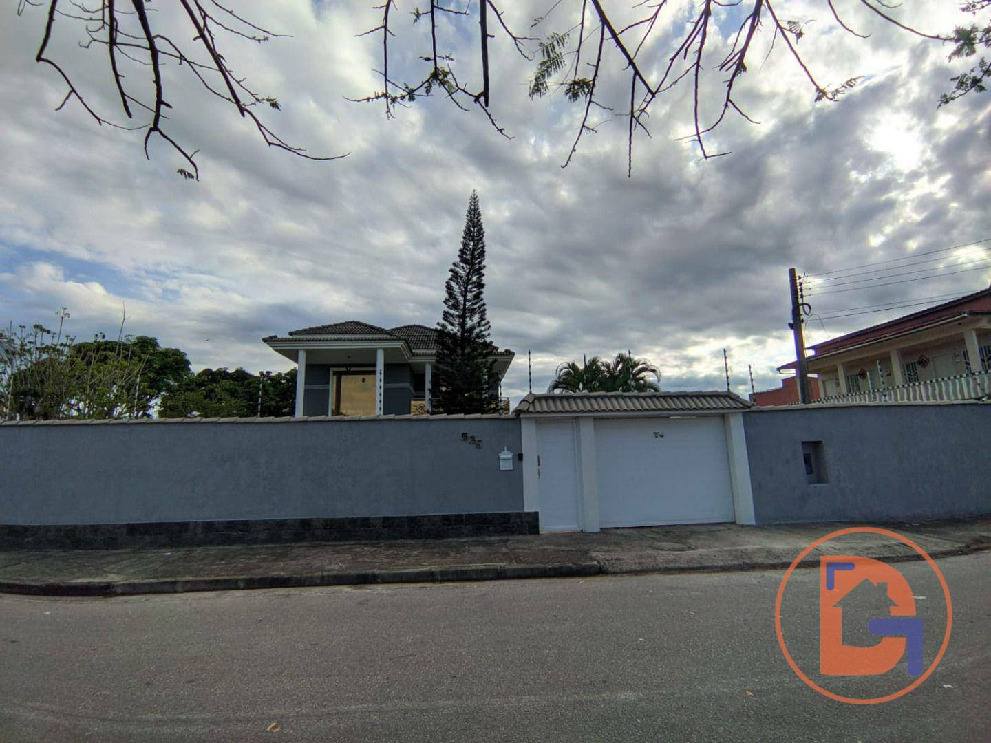 Casa à venda com 5 quartos, 240m² - Foto 41