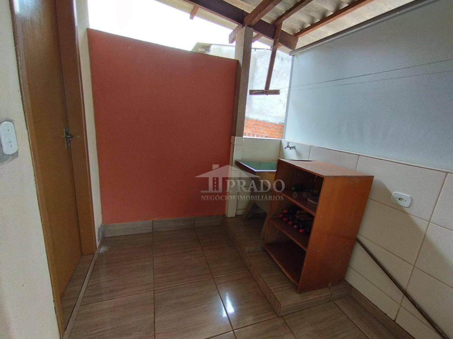 Casa à venda com 3 quartos, 99m² - Foto 16