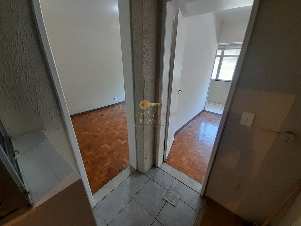 Apartamento à venda com 1 quarto, 50m² - Foto 9