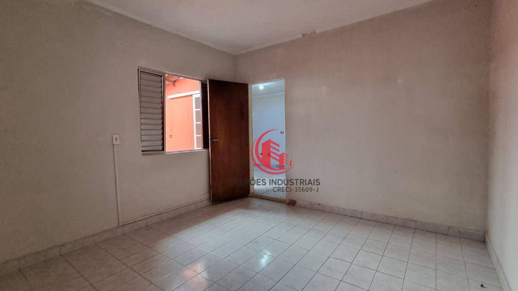 Casa para alugar com 2 quartos, 158m² - Foto 19