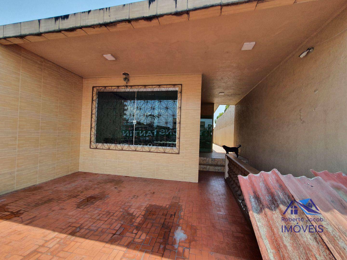 Casa à venda com 2 quartos, 150m² - Foto 2