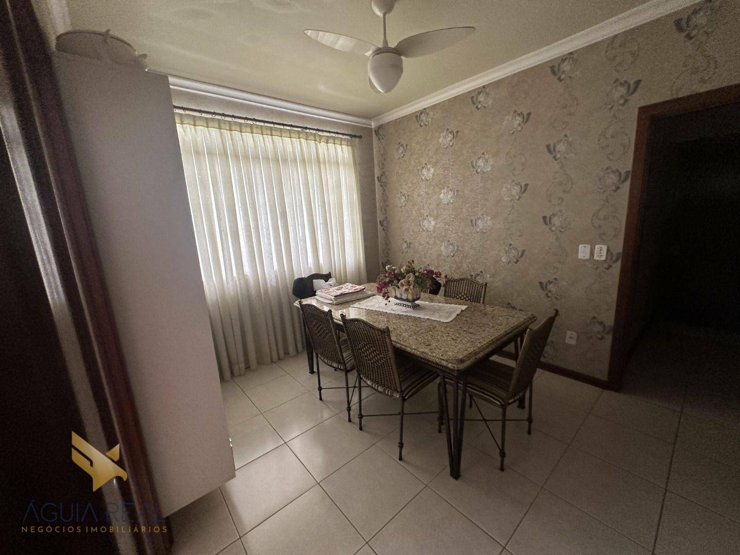 Casa à venda e aluguel com 4 quartos, 361m² - Foto 15