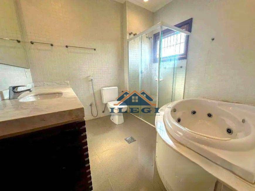 Casa de Condomínio à venda com 4 quartos, 450m² - Foto 22