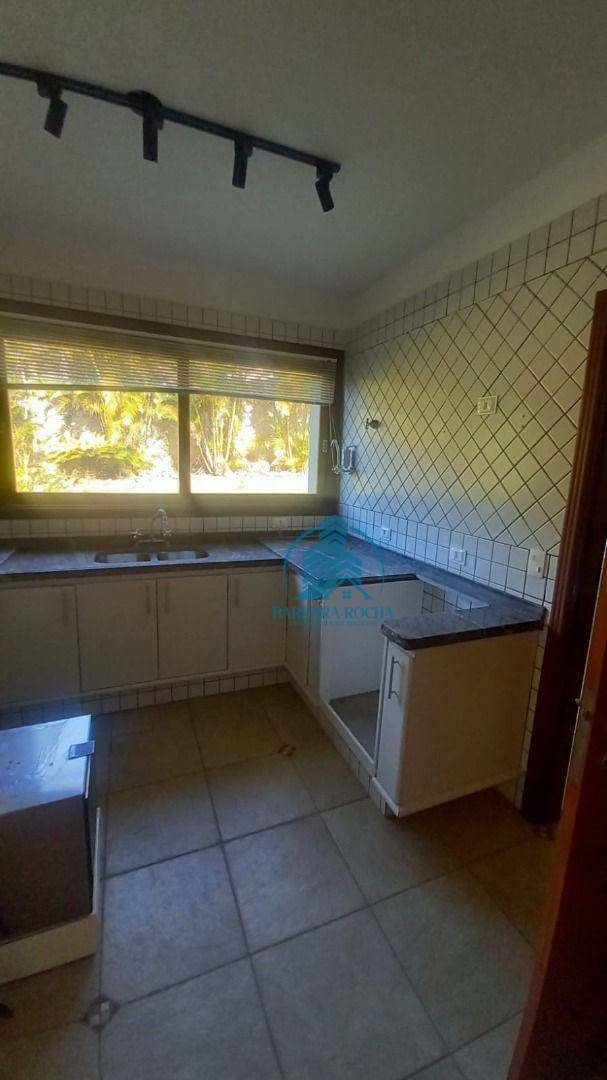 Casa à venda e aluguel com 3 quartos, 290m² - Foto 6