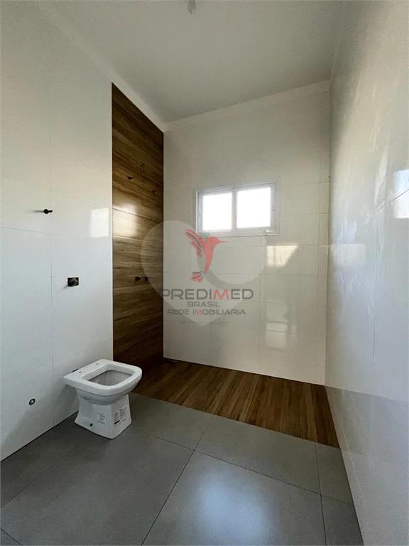 Casa à venda com 2 quartos, 235m² - Foto 13