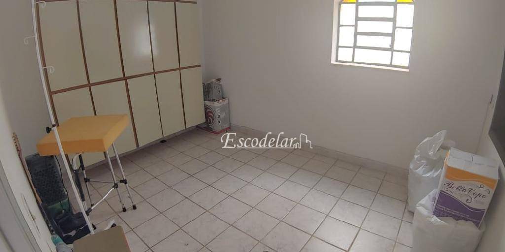 Sobrado à venda com 3 quartos, 200m² - Foto 43