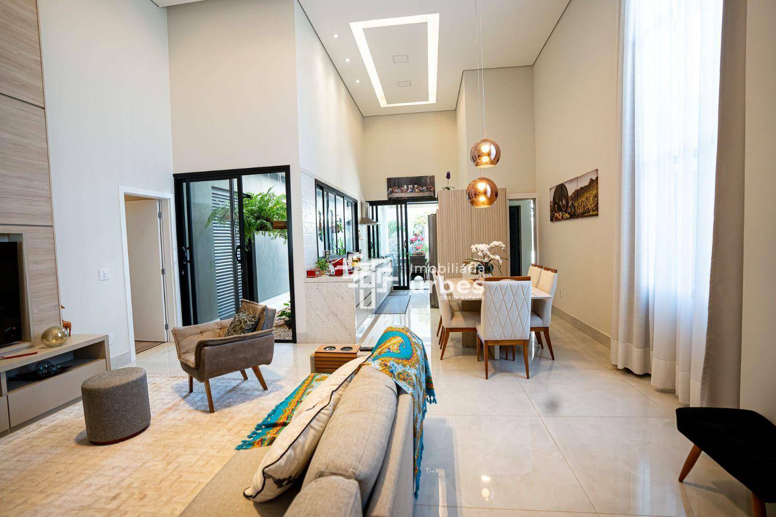 Casa à venda com 3 quartos, 225m² - Foto 14