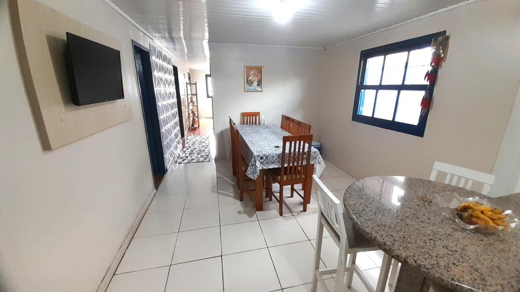 Casa à venda com 2 quartos, 100m² - Foto 6