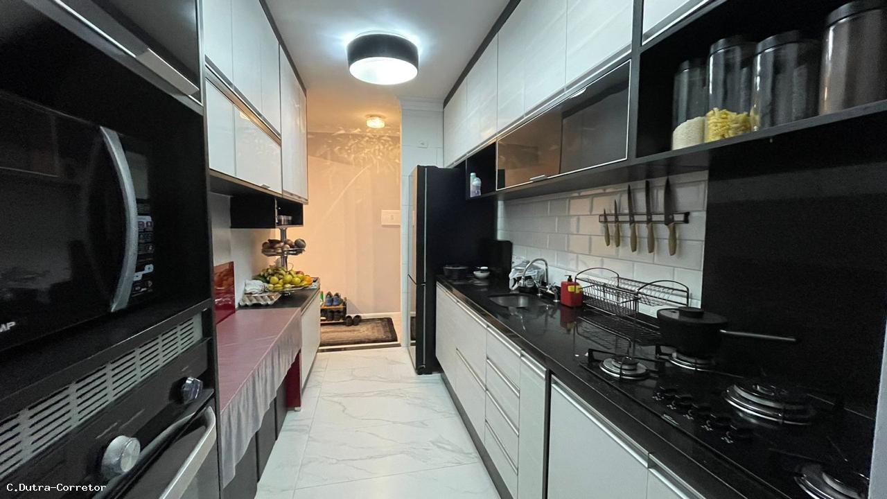 Apartamento à venda com 4 quartos, 194m² - Foto 32