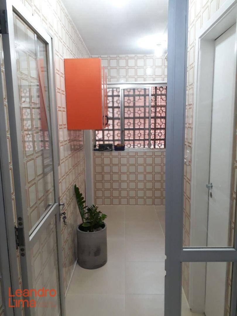 Apartamento à venda com 3 quartos, 80m² - Foto 13