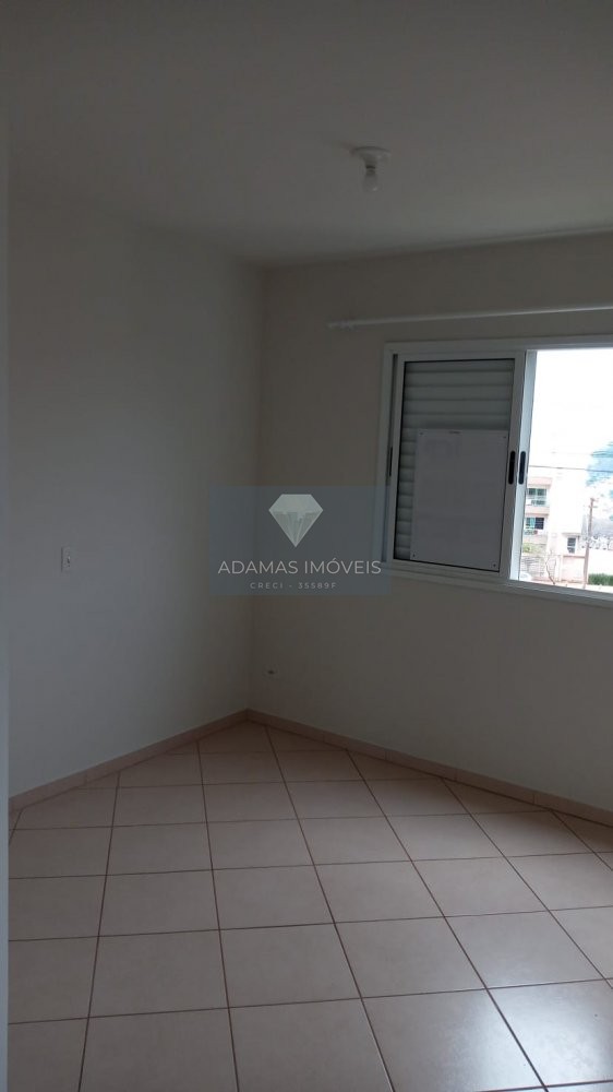 Apartamento para alugar com 3 quartos, 93m² - Foto 8