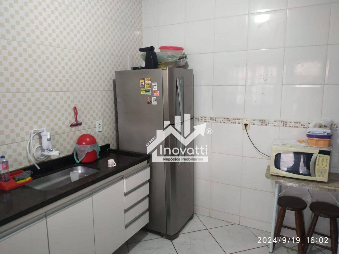 Casa à venda com 2 quartos, 80m² - Foto 29