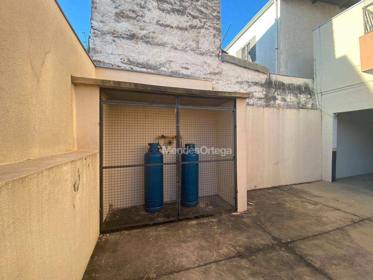 Apartamento para alugar com 2 quartos, 60m² - Foto 27