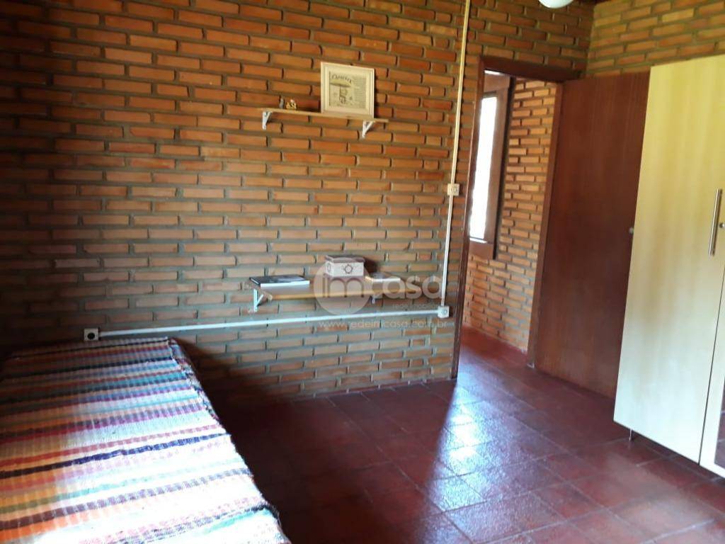 Casa à venda com 4 quartos, 240m² - Foto 13