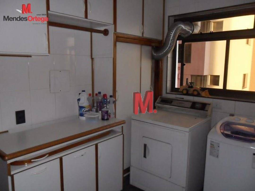 Apartamento à venda com 3 quartos, 180m² - Foto 27