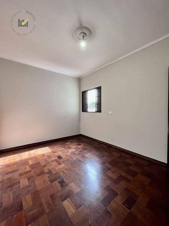 Casa à venda com 3 quartos, 220m² - Foto 10