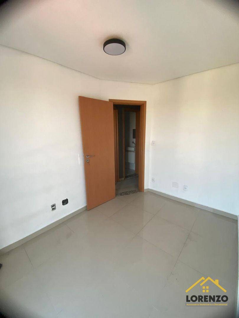 Apartamento à venda com 2 quartos, 64m² - Foto 9