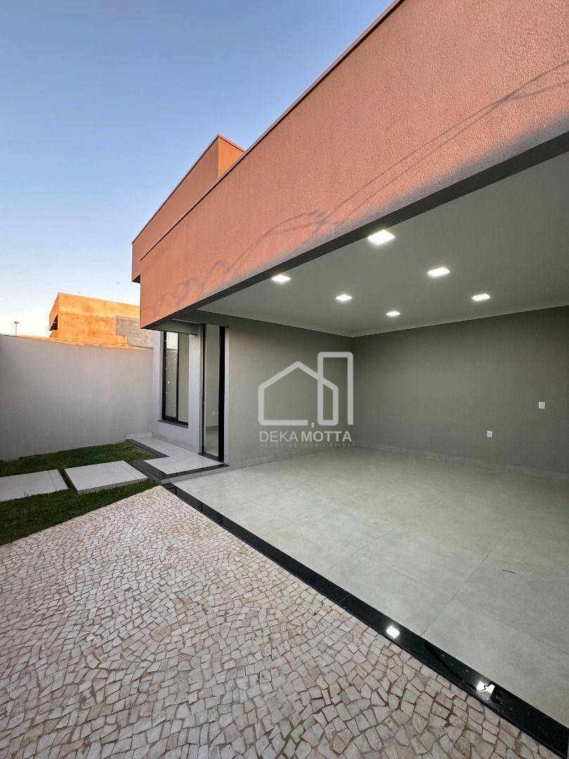 Casa à venda com 3 quartos, 149m² - Foto 4