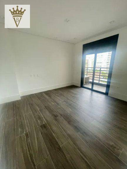 Apartamento para alugar com 2 quartos, 110m² - Foto 11