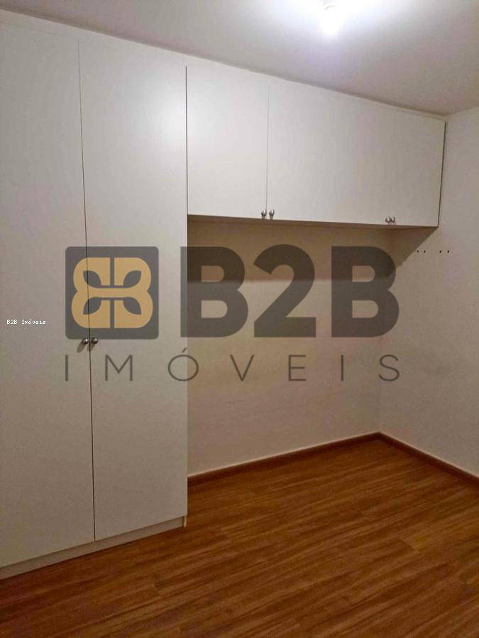 Apartamento à venda com 2 quartos, 60m² - Foto 5