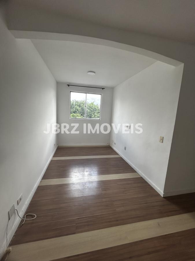 Apartamento à venda com 2 quartos, 61m² - Foto 4