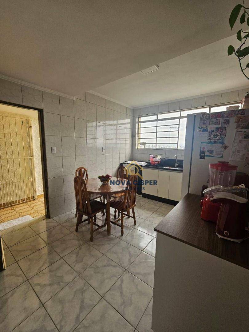 Sobrado à venda com 3 quartos, 250m² - Foto 6