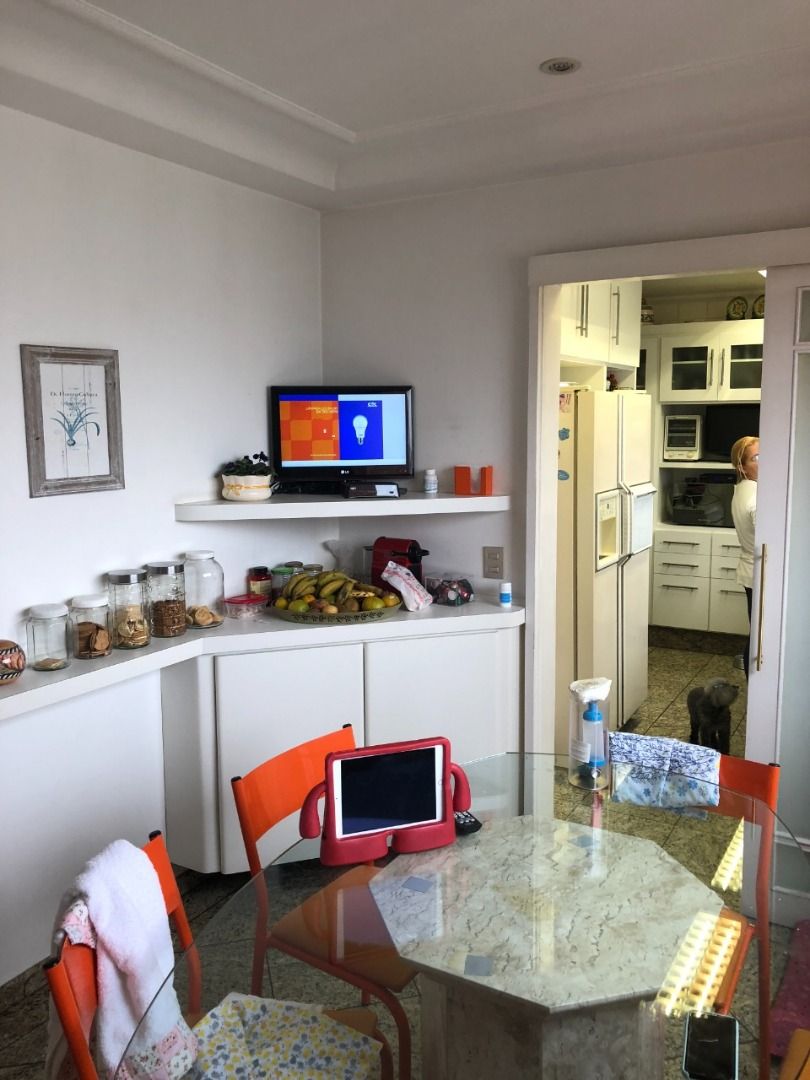 Apartamento à venda com 4 quartos, 220m² - Foto 35