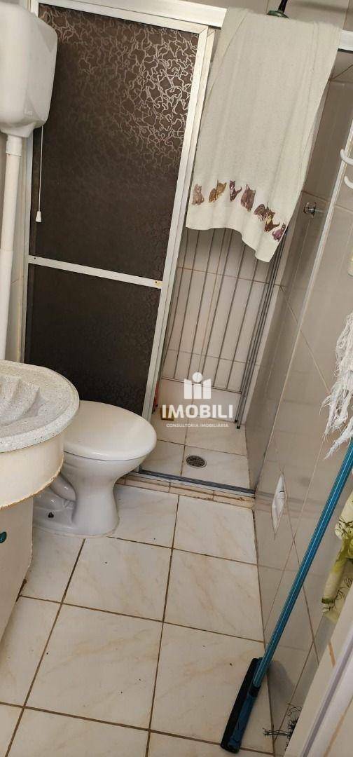 Apartamento à venda com 2 quartos, 67m² - Foto 6